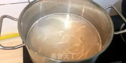 Make Shanghai noodles step 1