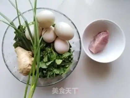 Make Strawhead eggs, skinny broth step 0