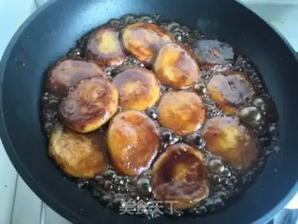 Make Caramel banana rice cake step 11