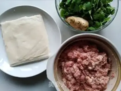 Make Strawhead Spring Roll step 0