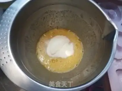 Make A PINK KT DOUGHNUT step 5