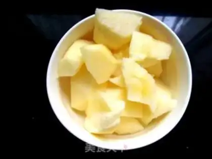 Make The apple soup step 1