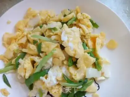 Make Fried eggs step 4