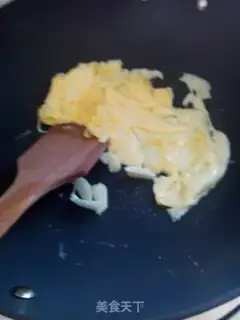 Make cucumber fried eggs step 4