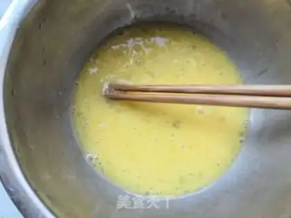 Make The purple omelet step 1