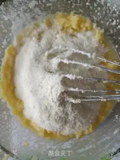 Make Coconut ball step 3