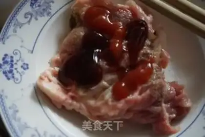 Make Black pepper chicken leg step 1