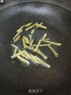 Make Boiled finfish step 0