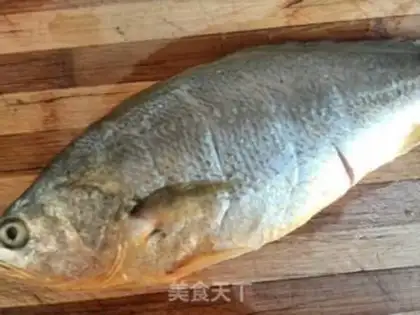 Make Steamed flowerfish step 1