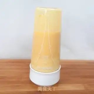 Make Cracker mango ice cream step 1