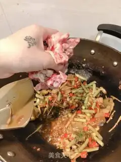 Make Pyramid fried chicken step 3