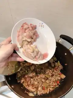 Make Pyramid fried chicken step 6