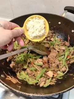 Make Pyramid fried chicken step 8