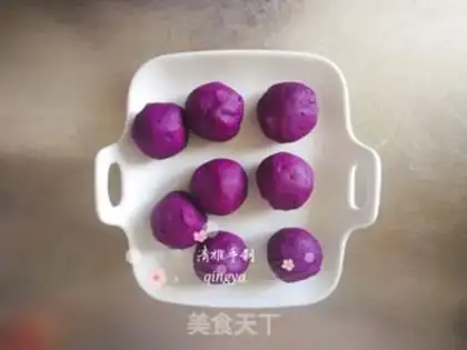 Make Potato buns step 3