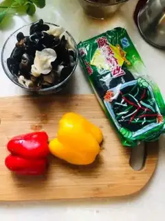 Make Sour root powder step 0