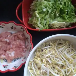 Make Cream pepper noodles step 1