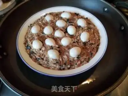 Make Meatloaf eggs step 9