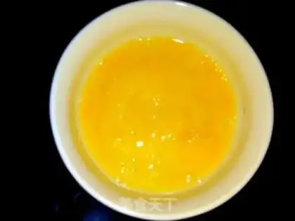 Make Fried eggs step 1