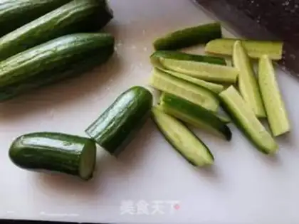 Make A cucumber step 0