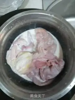 Make Piggy belly with chicken soup step 1