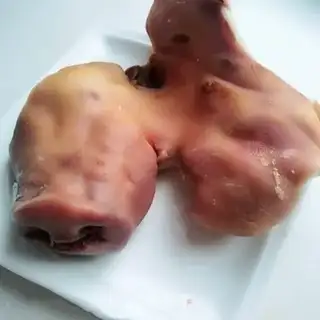 Make Garlic fried pork face step 0