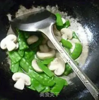 Make Fresh mushrooms. Dutch beans step 7