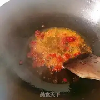 Make Garlic fried pork face step 3