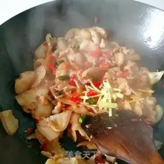 Make Garlic fried pork face step 6