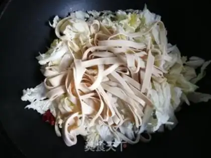 Make The cabbage is fried step 4