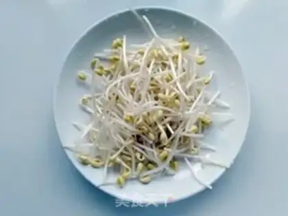 Make Bean sprouts, tofu step 1