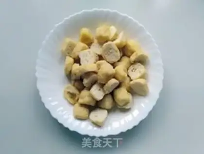Make Bean sprouts, tofu step 2