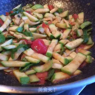 Make Tomato fried tarts step 7