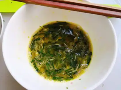 Make Egg rolls step 3