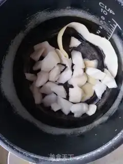 Make Pear soup step 1