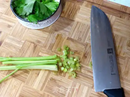 Make A tuna celery sandwich step 5