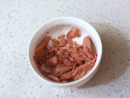 Make A tuna celery sandwich step 8