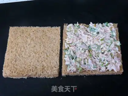 Make A tuna celery sandwich step 12
