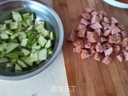 Make Beefball fried rice step 1