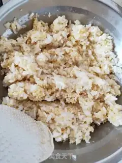 Make Beefball fried rice step 2