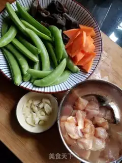 Make Sweet bean-mute fried chicken chest step 0
