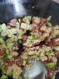 Make Beefball fried rice step 5