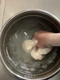 Make Hands torn from their own skin step 2
