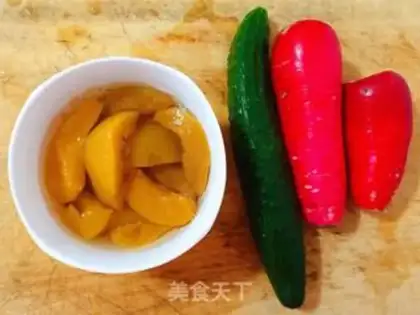 Make Quicumbers with radishes step 0