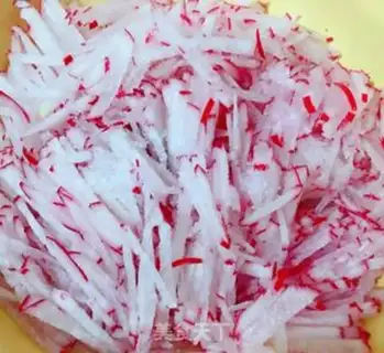 Make Quicumbers with radishes step 3