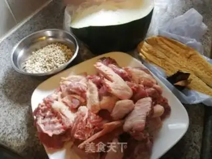 Make Pork soup step 0