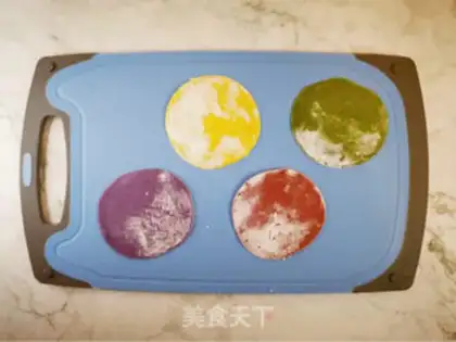 Make Skinned banana pie step 0