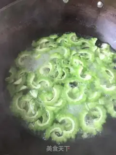 Make Bitter eggs step 1