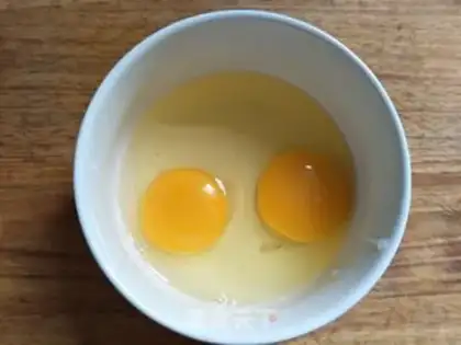 Make Onion silver fish steam eggs step 0