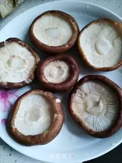 Make A mushroom step 3