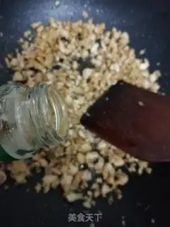 Make Celery fried meat step 3